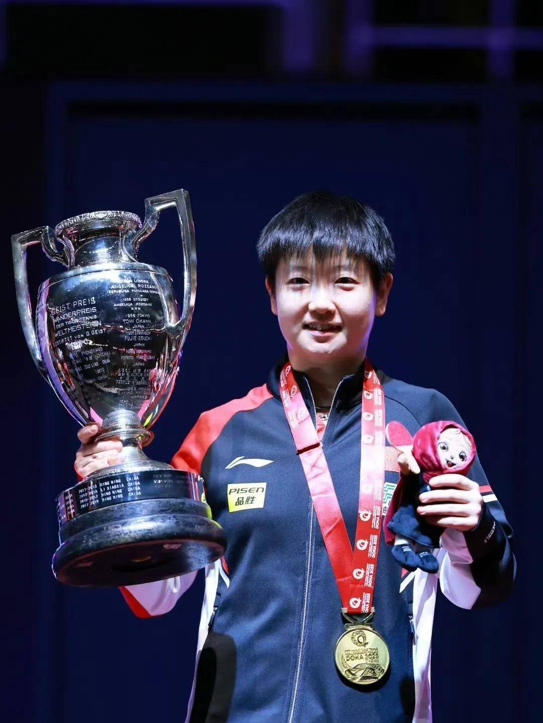 中国女排强势横扫孙颖莎晋级半决赛，状态火热！